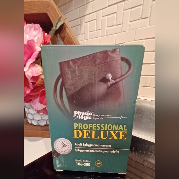 SPHYGMOMANOMETER (BLOOD PRESSURE) Adult Unit by Physiologic - Picture 1 of 8